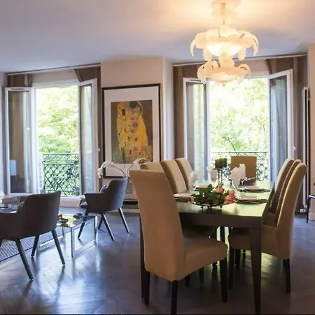 Wonderful With Sauna And Eiffel Tower View *